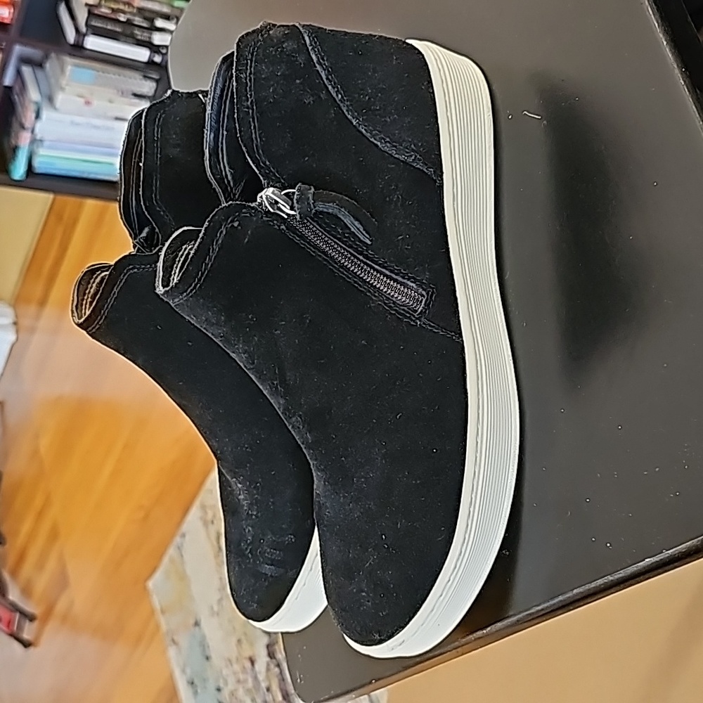 Sofft Hikari high tops